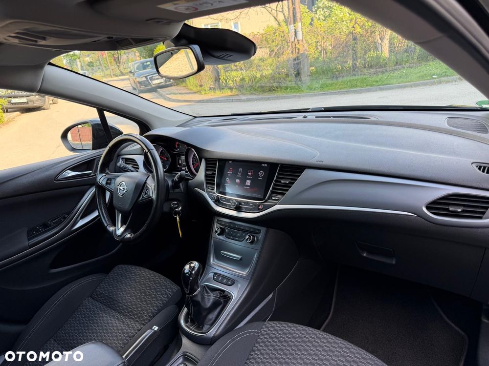 Opel Astra 1.6 CDTI Sport - 17