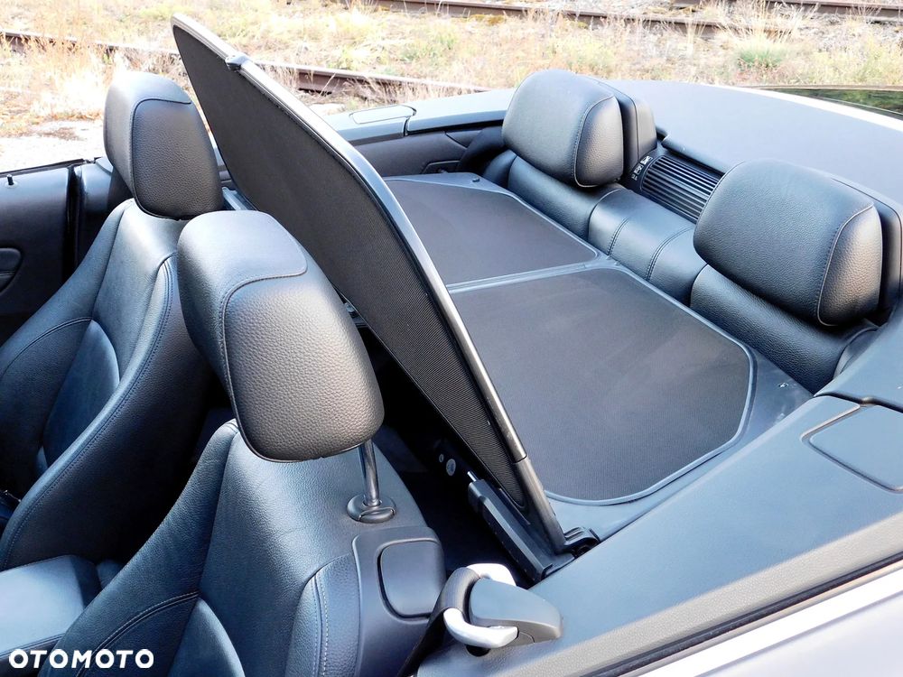 BMW Seria 1 123d - 22