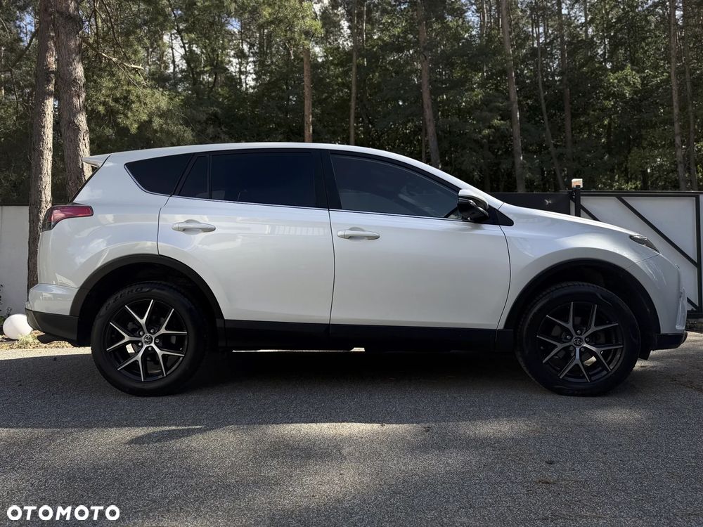 Toyota RAV4 2.0 Prestige MS EU6 - 21