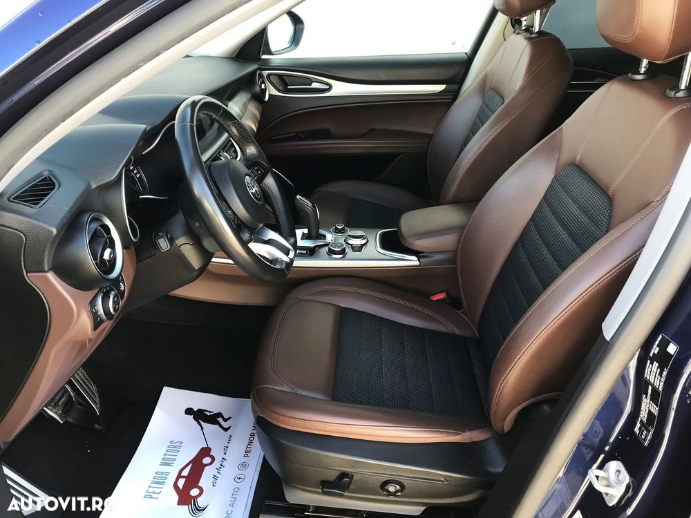 Alfa Romeo Stelvio 2.2 Diesel 16V AT8 Q4 Sprint - 13