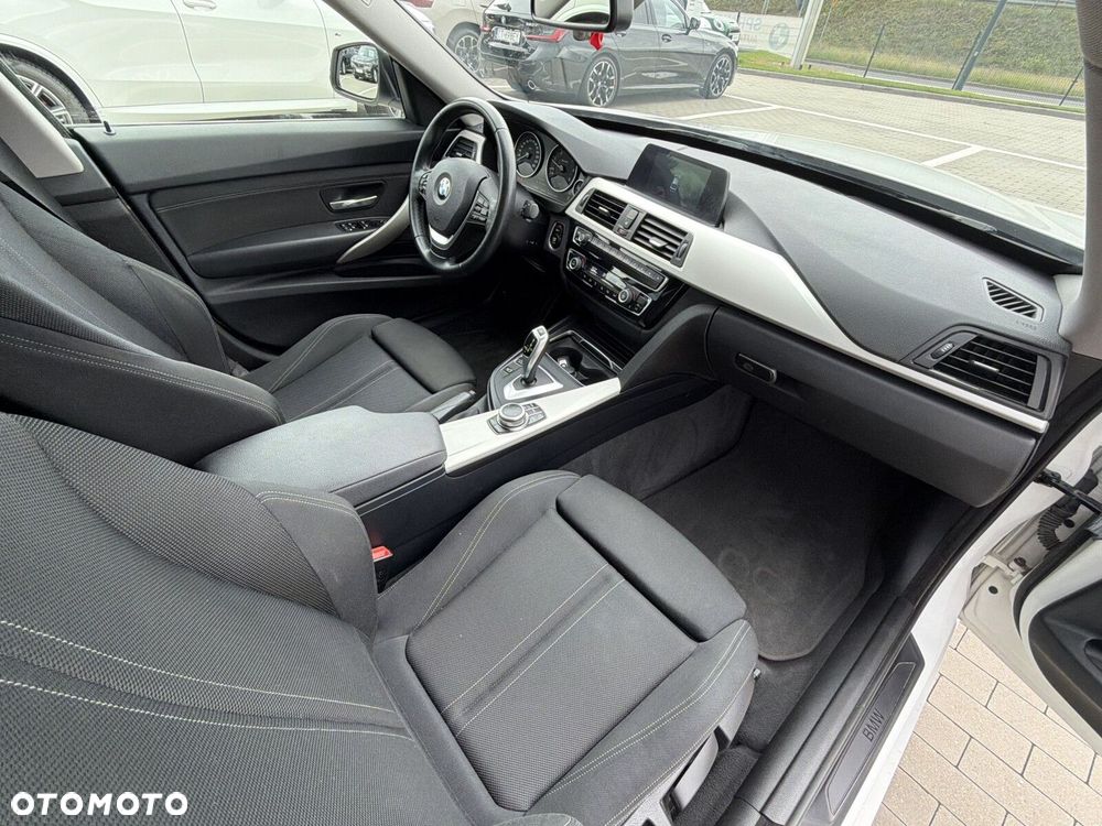 BMW 3GT - 17