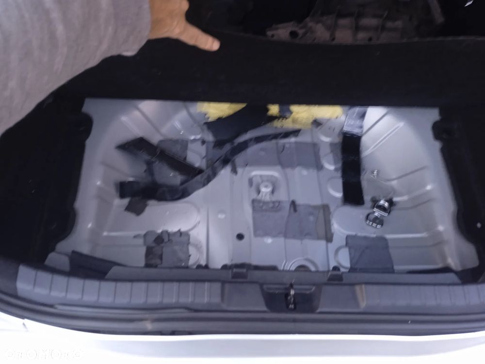 Toyota Corolla 1.2 T Active - 22