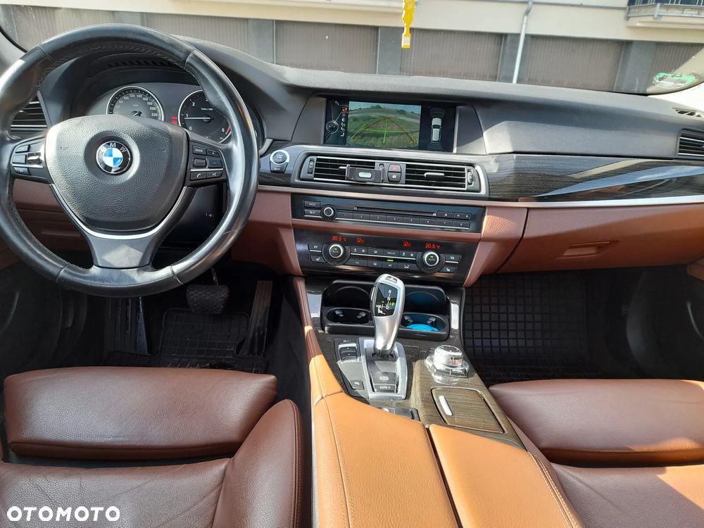 BMW Seria 5 520d Luxury Line - 6