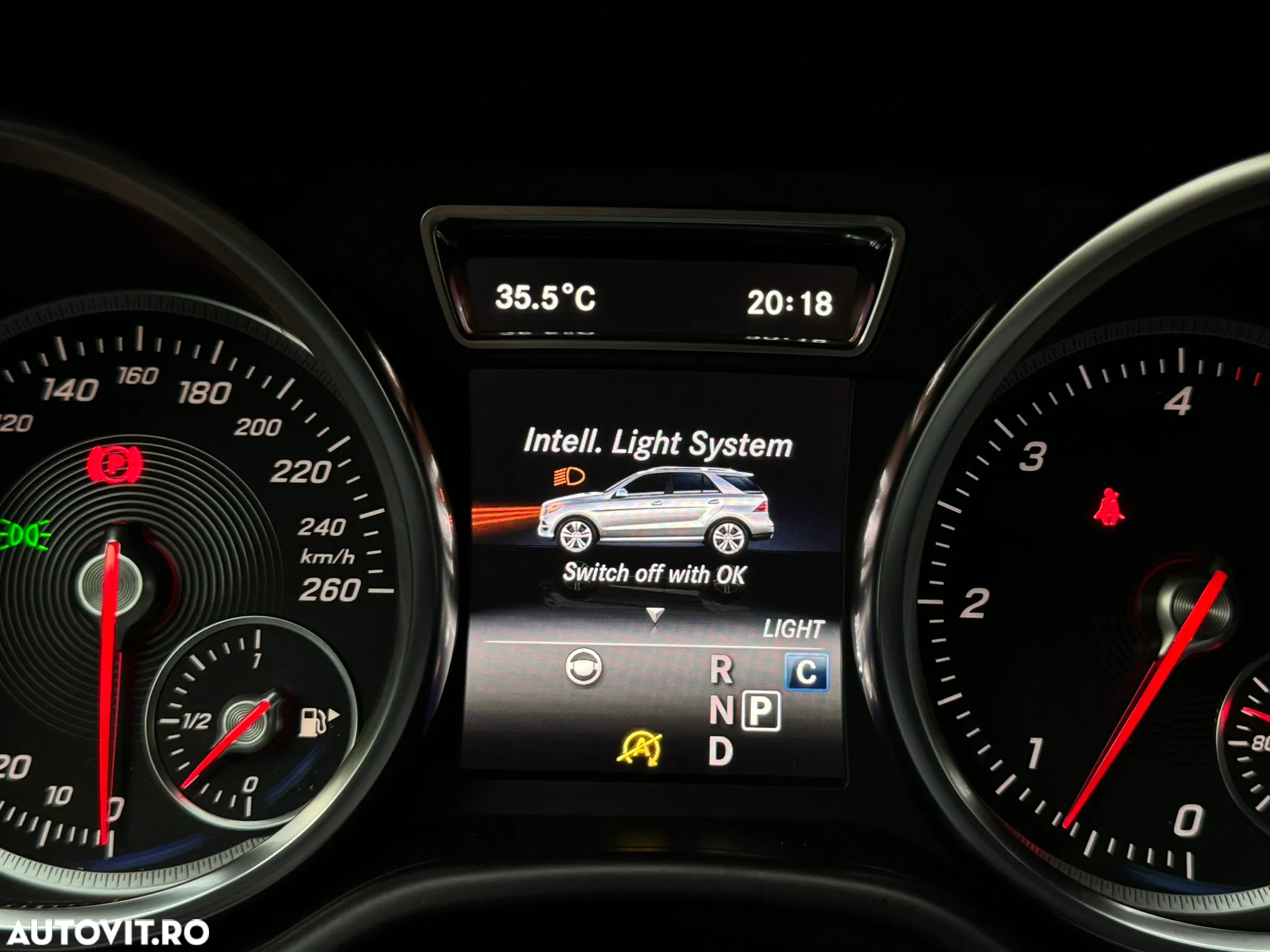 Mercedes-Benz GLE 350 d 4MATIC - 28