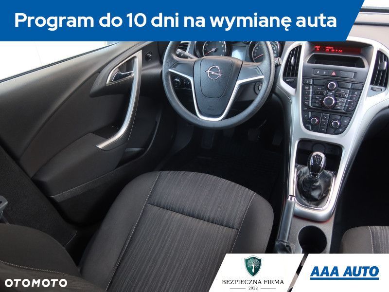 Opel Astra - 8