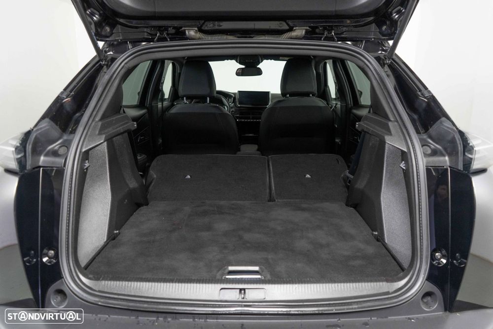 Peugeot 2008 1.2 PureTech Allure Pack EAT8 - 14