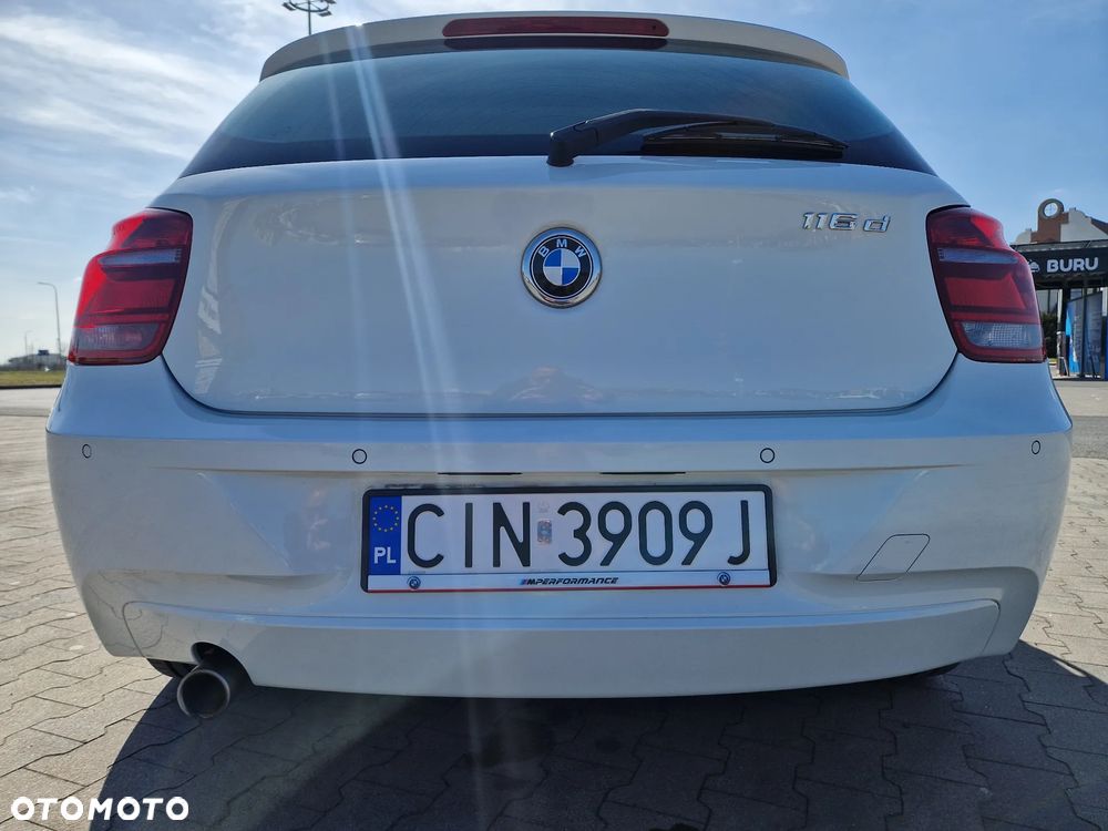 BMW Seria 1 116d - 4