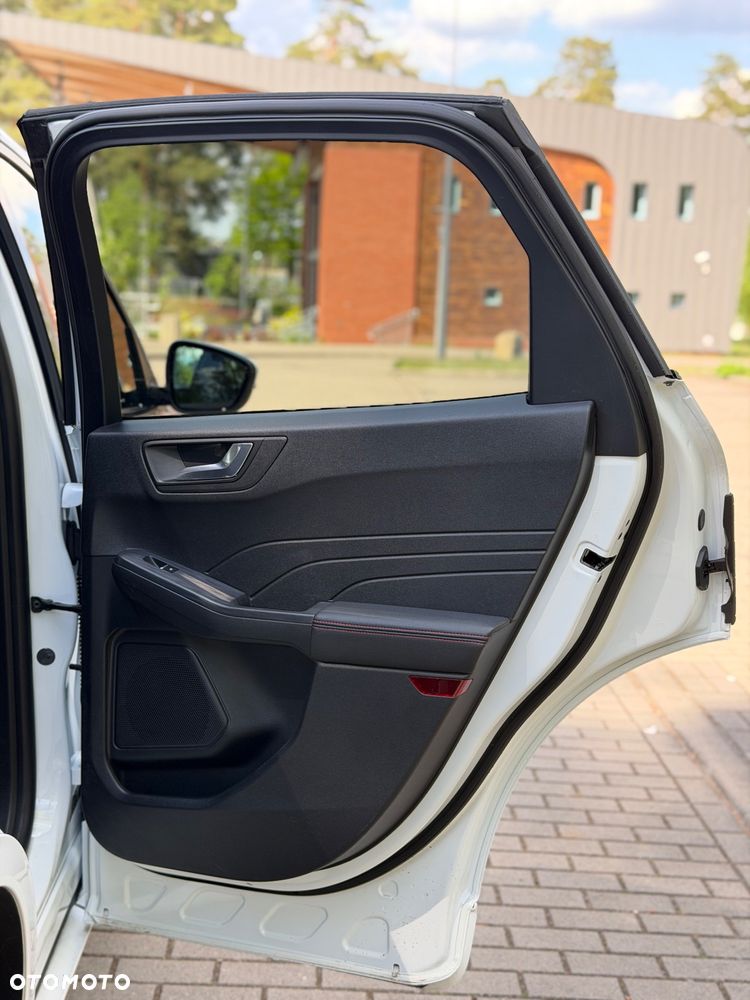 Ford Kuga 2.0 EcoBlue Hybrid ST-LINE - 12