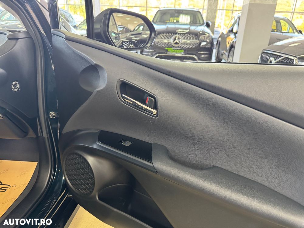 Toyota Prius 1.8 Dual VVT-i Terra - 14