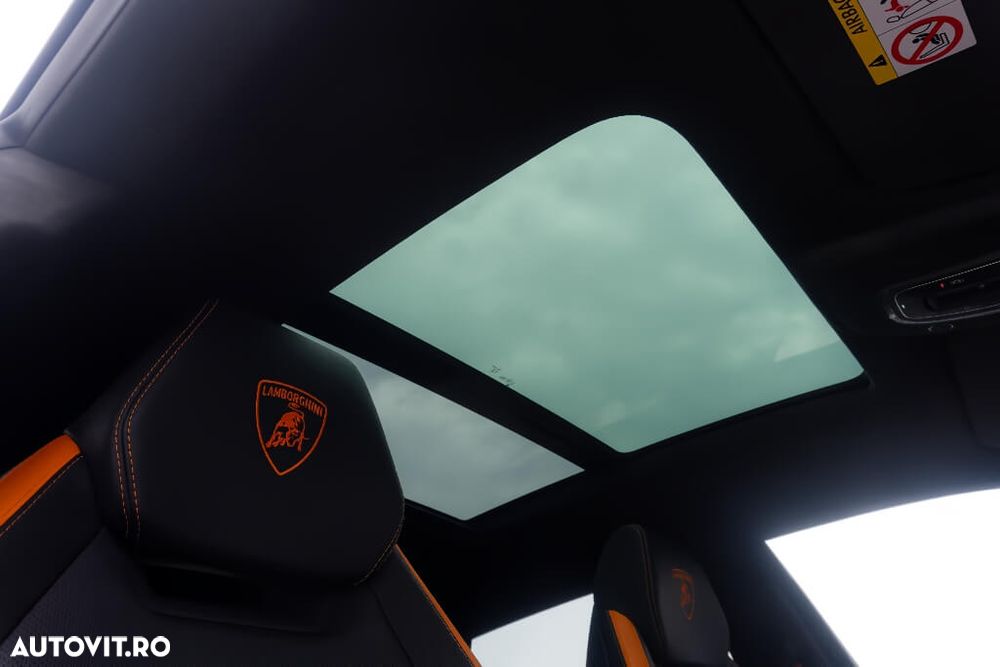 Lamborghini URUS - 32