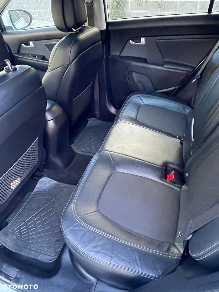 Kia Sportage 1.6 GDI 2WD ISG Dream-Team Edition - 12