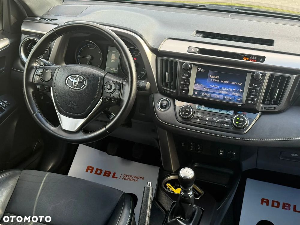 Toyota RAV4 2.0 D-4D 4x2 Start-Stop Executive - 5