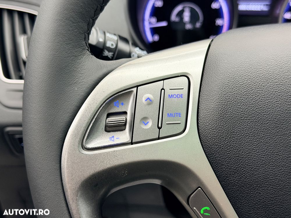 Hyundai ix35 2.0 2WD Automatik Style - 28