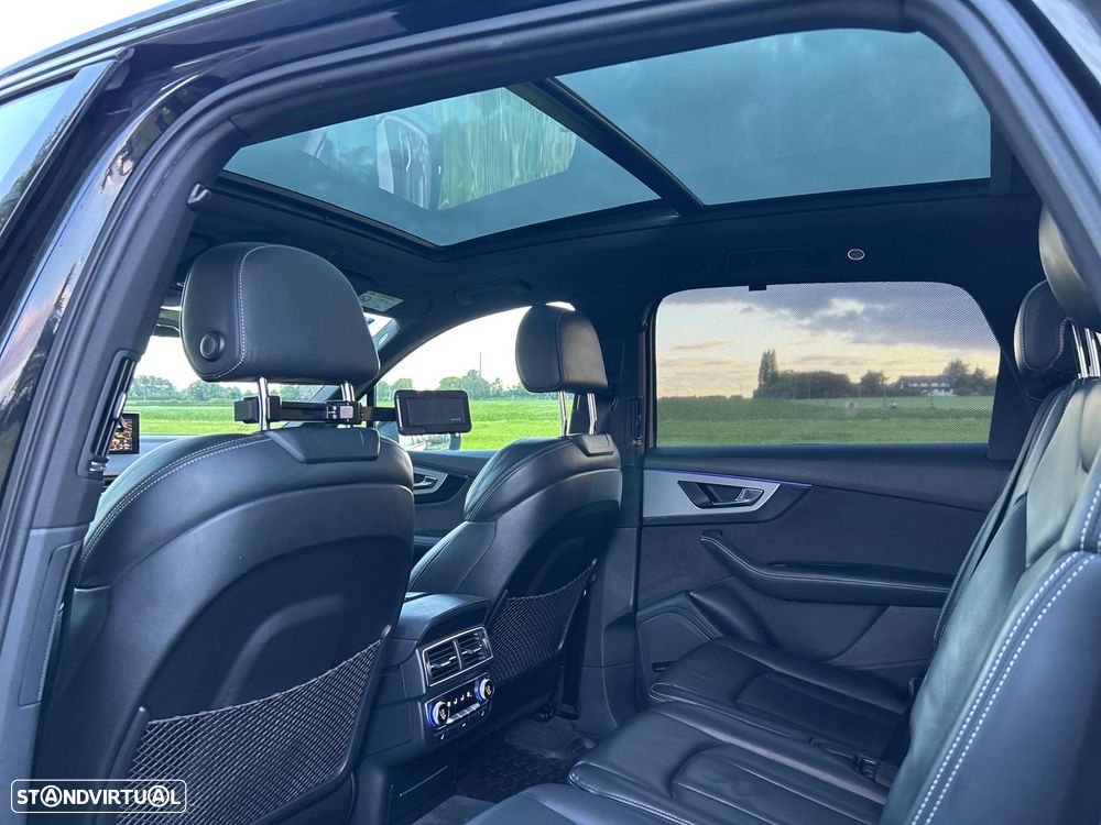 Audi Q7 - 12