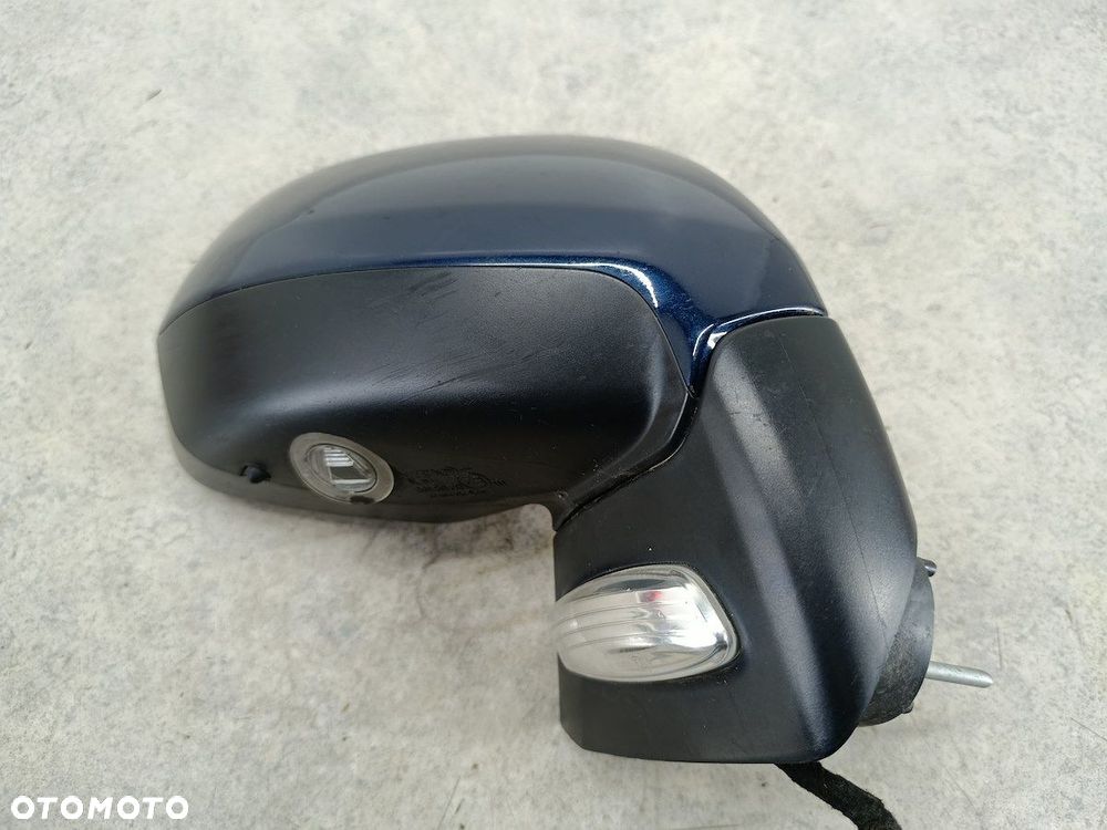 LUSTERKO PRAWE PEUGEOT 5008 KPS - 2