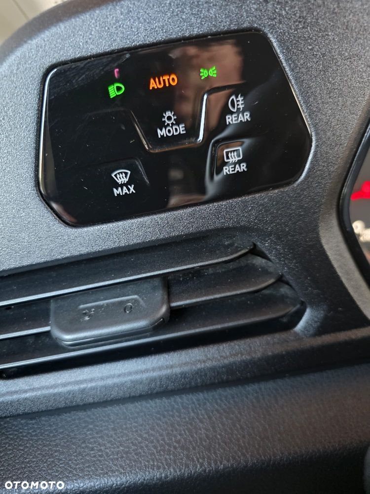 Volkswagen Caddy Cargo - 16