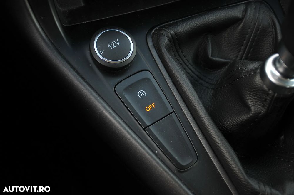 Ford Focus 1.0 EcoBoost Titanium - 20