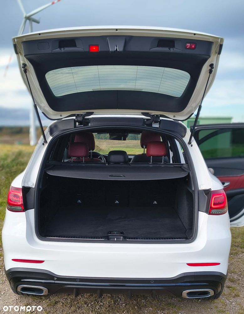 Mercedes-Benz GLC - 34