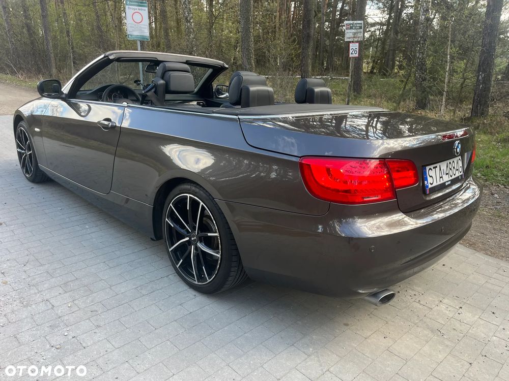 BMW Seria 3 320d - 11