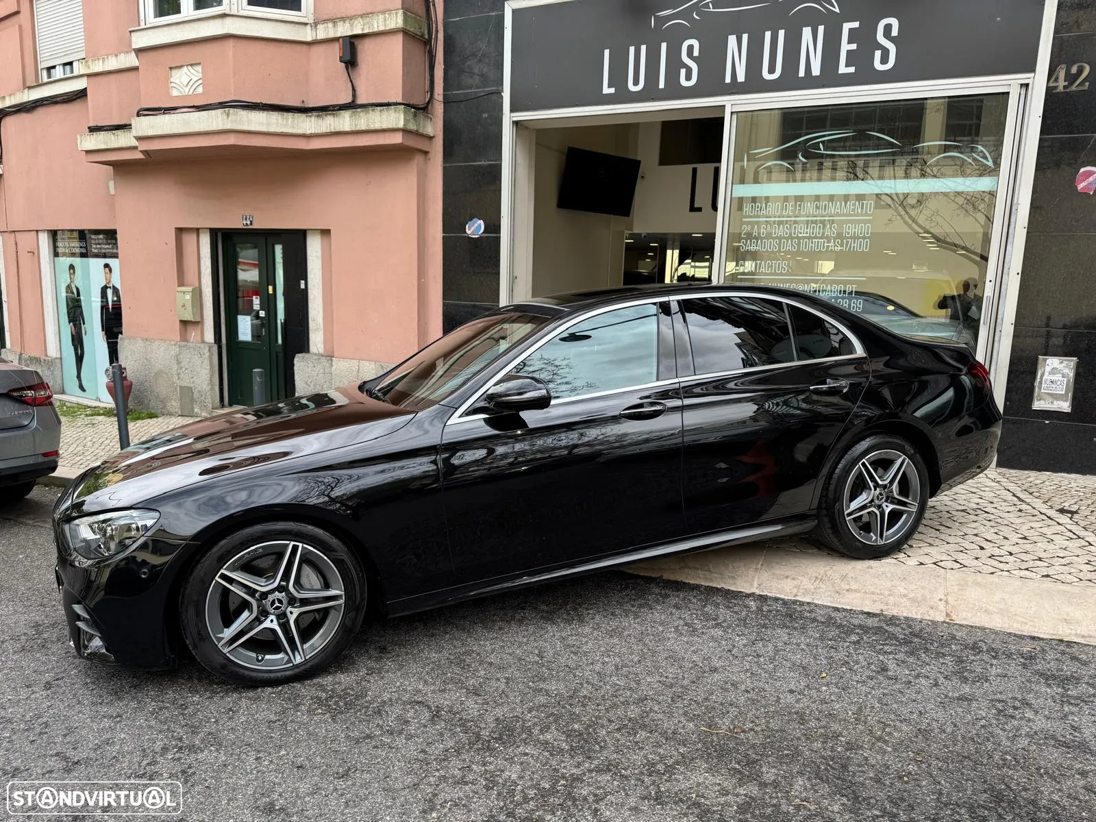 Mercedes-Benz E 220 d AMG Line - 2