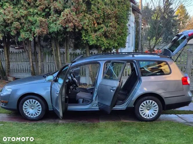 Volkswagen Passat 2.0 TDI Trendline - 7