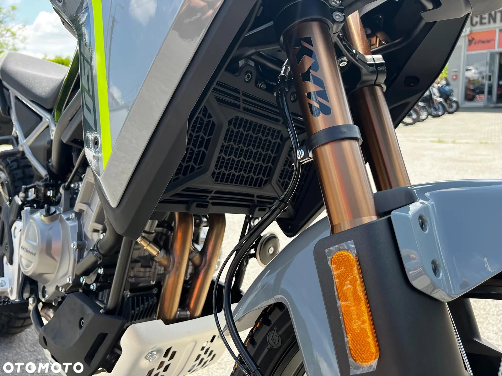 CFMoto MT - 26