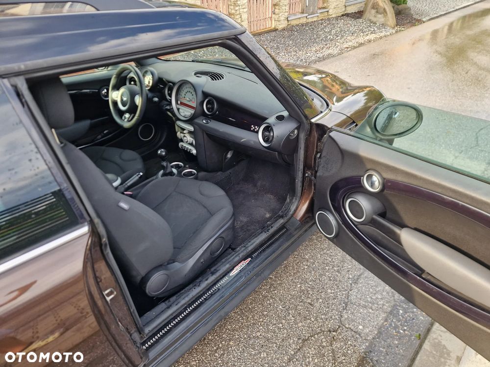 MINI Clubman - 16