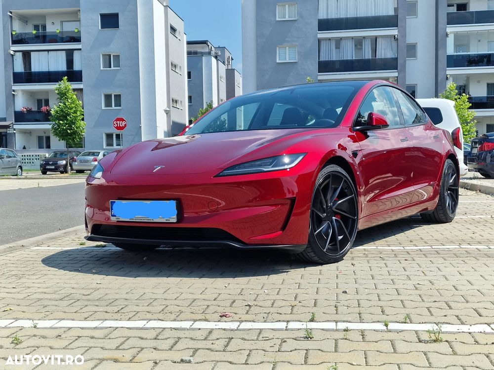 Tesla Model 3 Langstreckenbatterie Allradantrieb Dual Motor Performance - 1