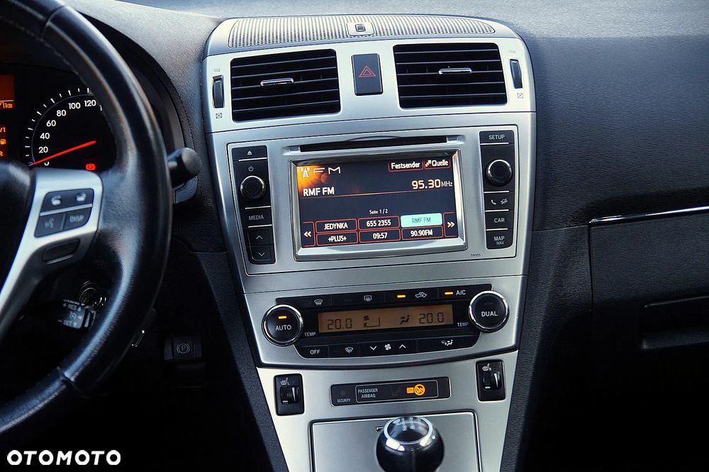 Toyota Avensis 1.8 Prestige - 16