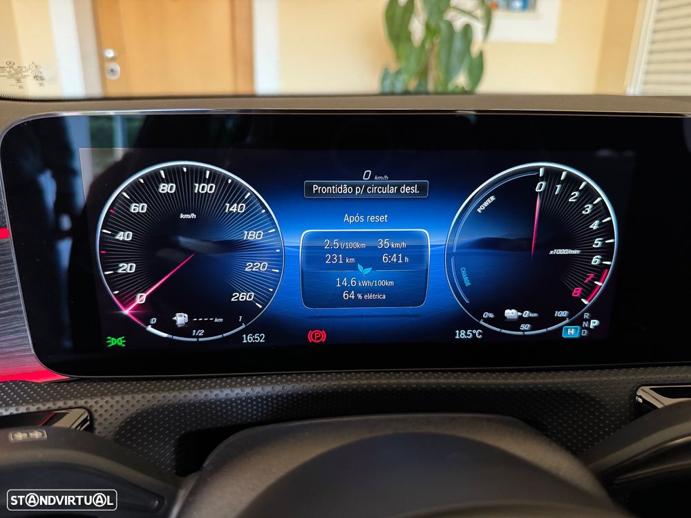 Mercedes-Benz A 250 e 8G-DCT AMG Line Advanced Plus - 39