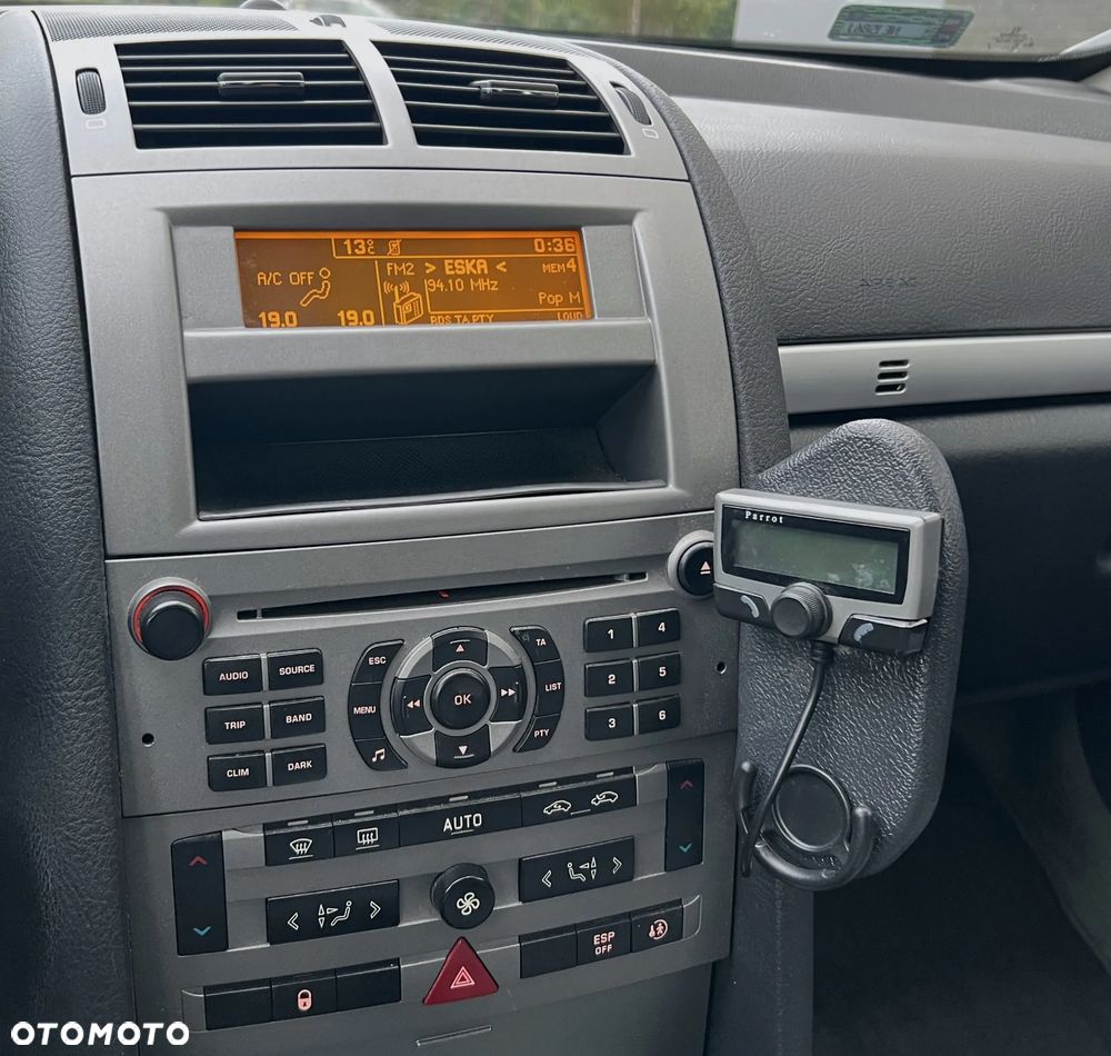 Peugeot 407 1.8 Premium - 16
