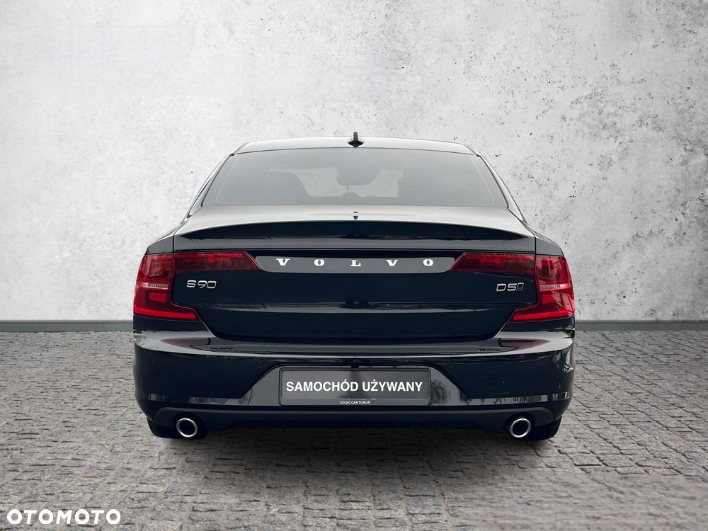 Volvo S90 - 5