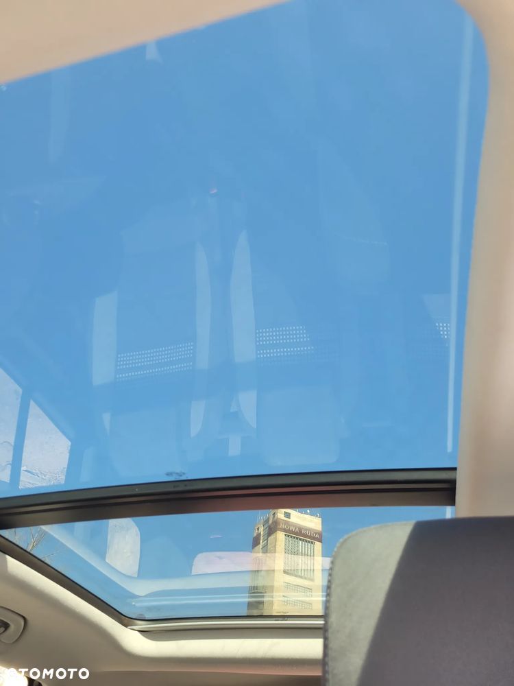 Volkswagen Touran 1.6 TDI DPF BlueMotion Technology Life - 37