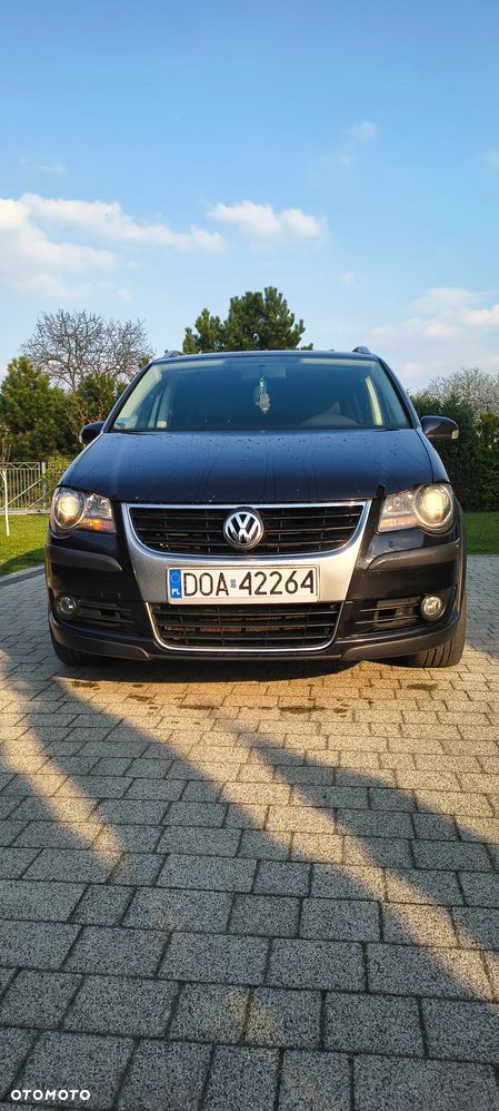 Volkswagen Touran 1.4 TSI Cross - 1