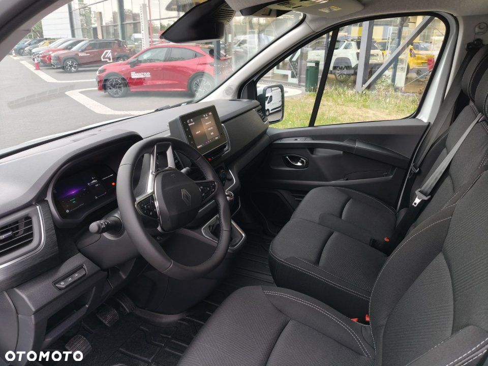 Renault Trafic - 8