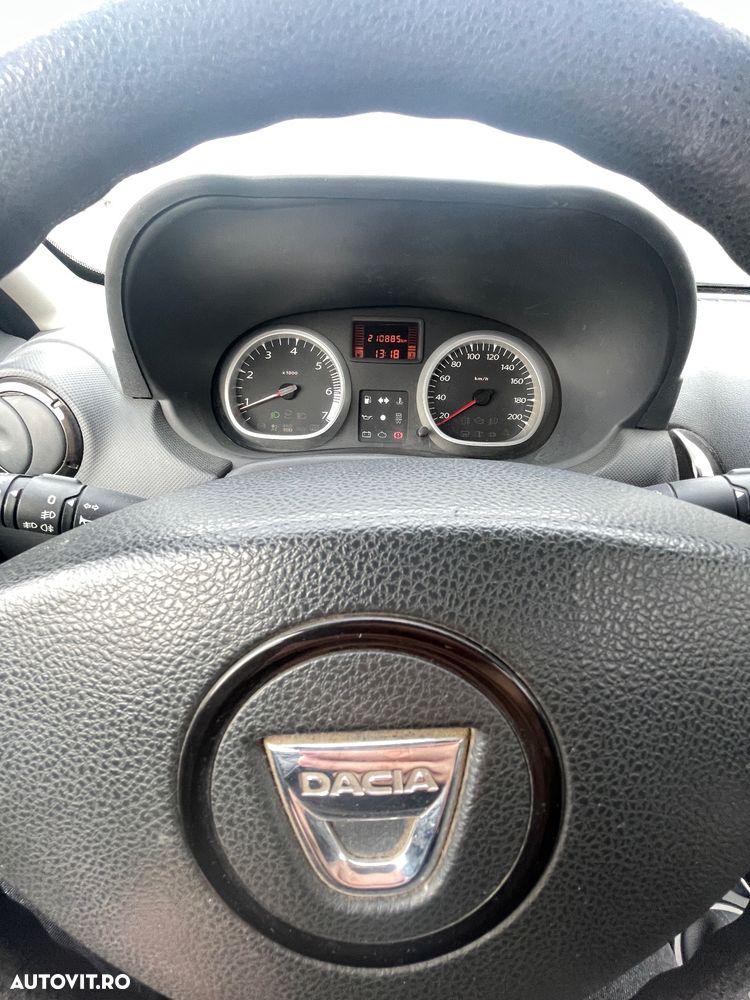 Dacia Duster 1.5 dCi 4x2 Prestige - 6