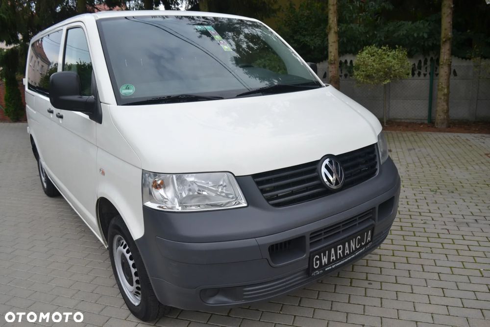 Volkswagen Transporter - 2