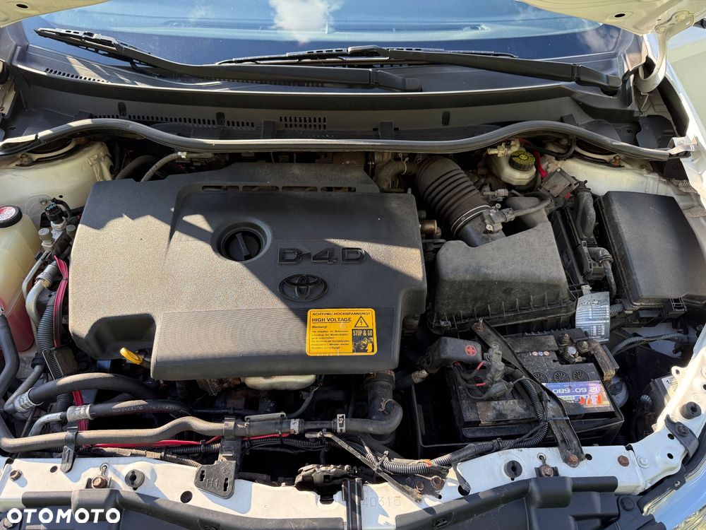 Toyota Auris 2.0 D-4D Edition - 18