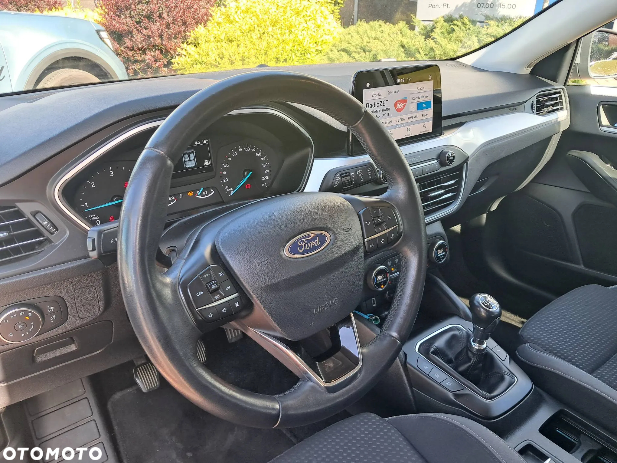 Ford Focus 1.5 TDCi SYNC Edition - 15