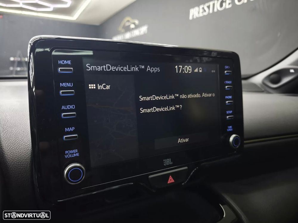 Toyota Yaris Cross 1.5 HDF Premier Edition - 36