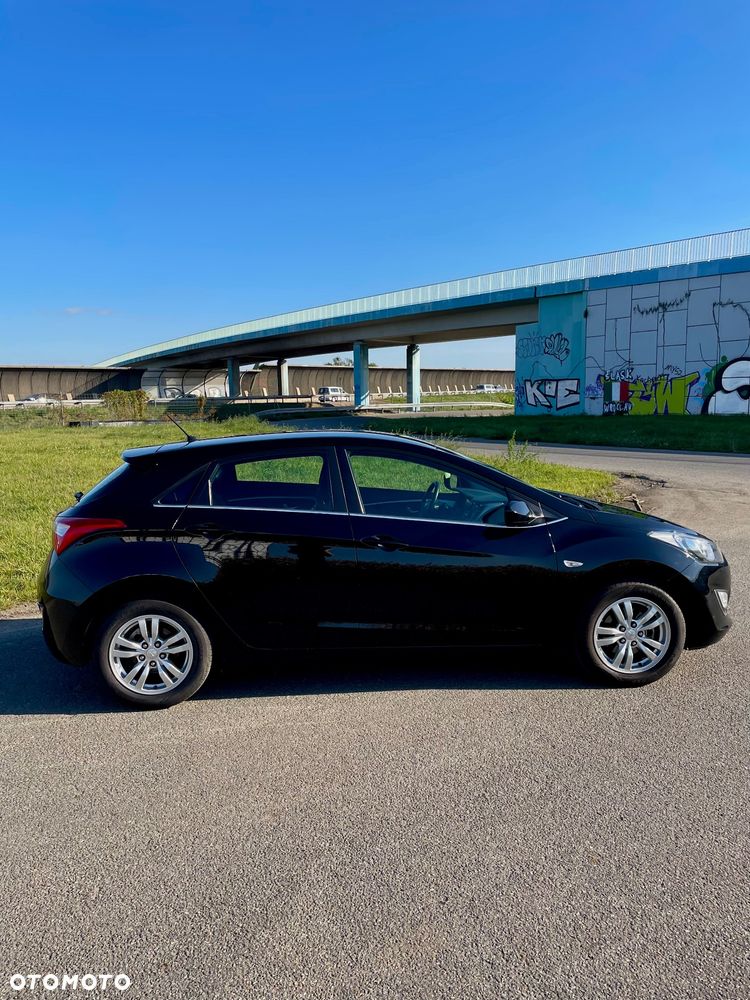 Hyundai i30 1.6 Comfort - 4