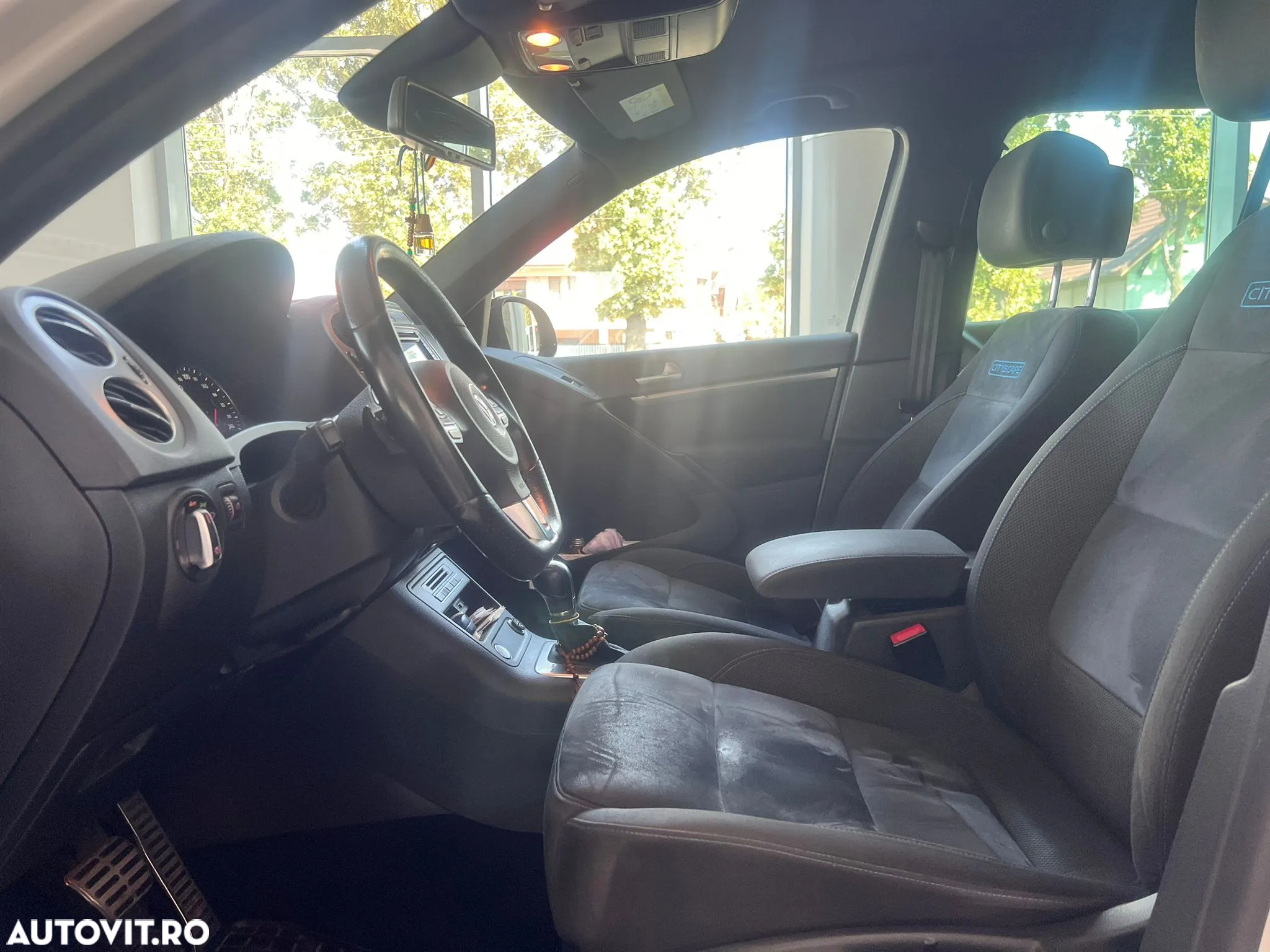 Volkswagen Tiguan - 8