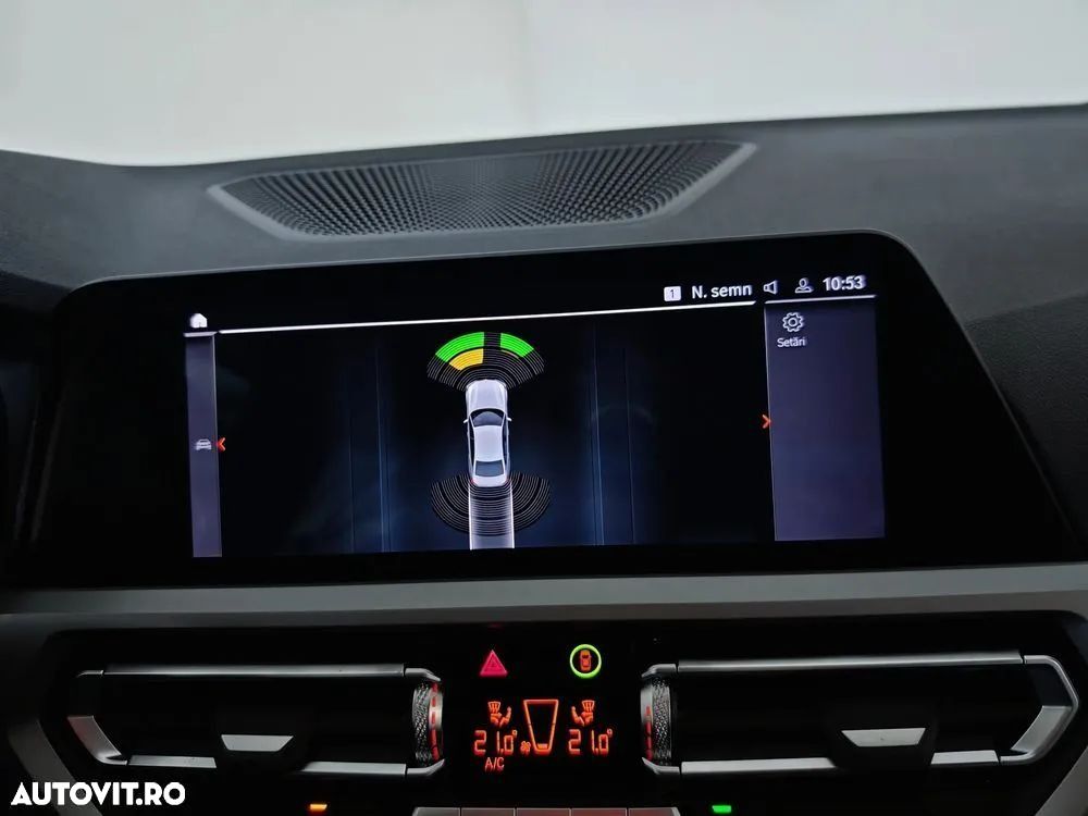 BMW Seria 3 318d Aut. - 9