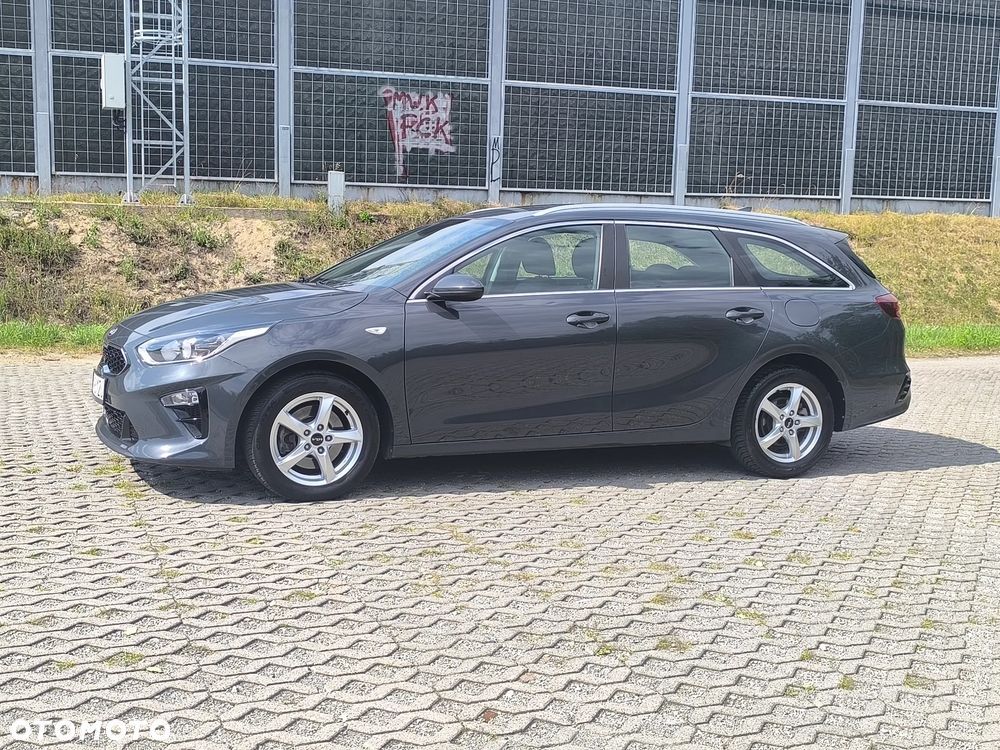 Kia Ceed 1.6 CRDi (48V Mild-Hybrid) Vision - 10