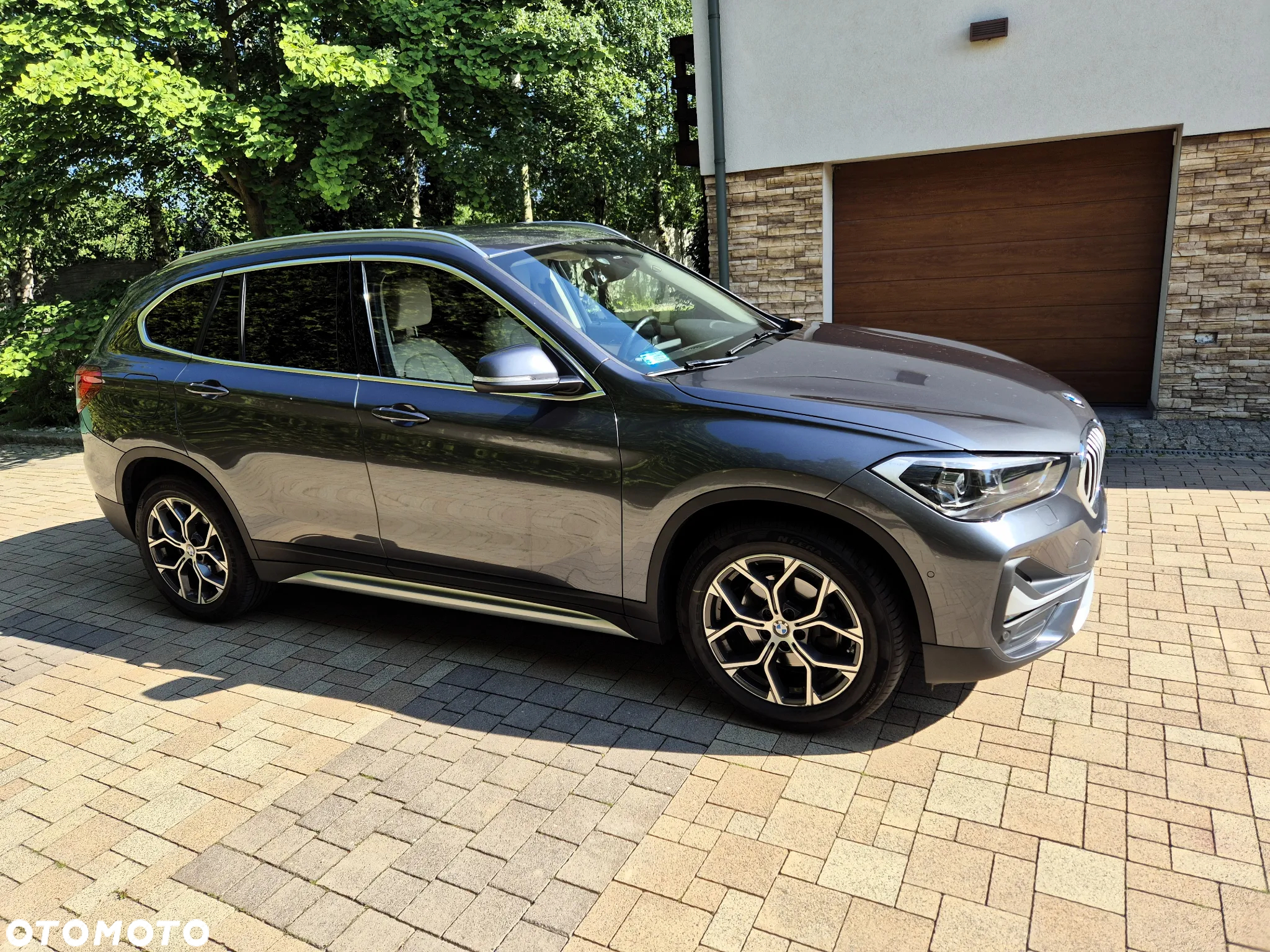 BMW X1 sDrive18i xLine - 8