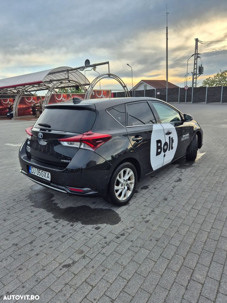 Toyota Auris - 2