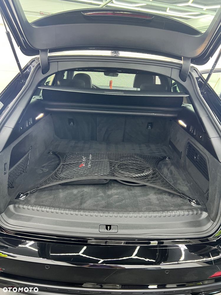 Audi A6 Avant 55 TFSI e quattro S tronic sport - 11