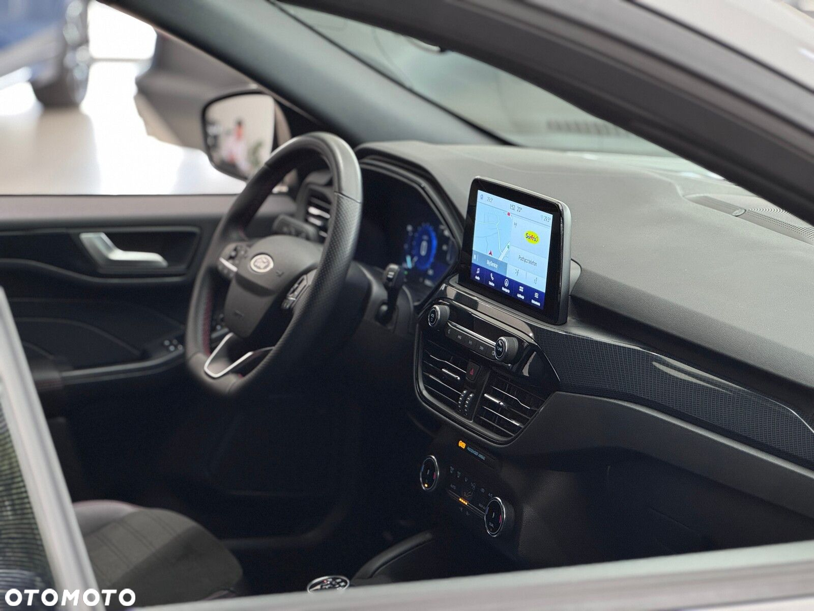 Ford Kuga - 38