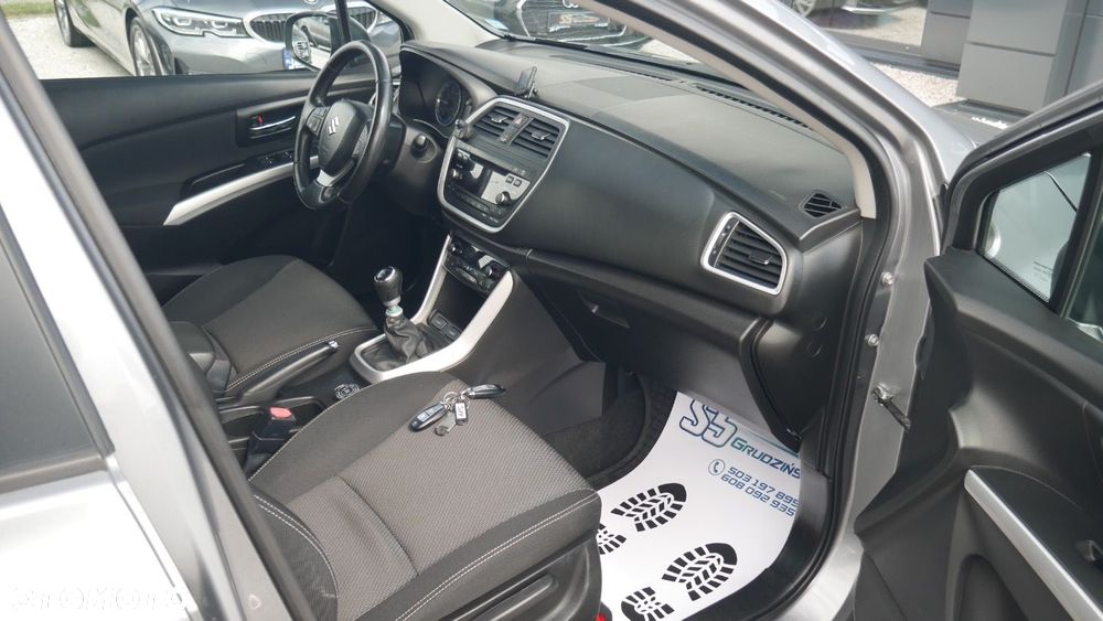 Suzuki SX4 S-Cross - 13