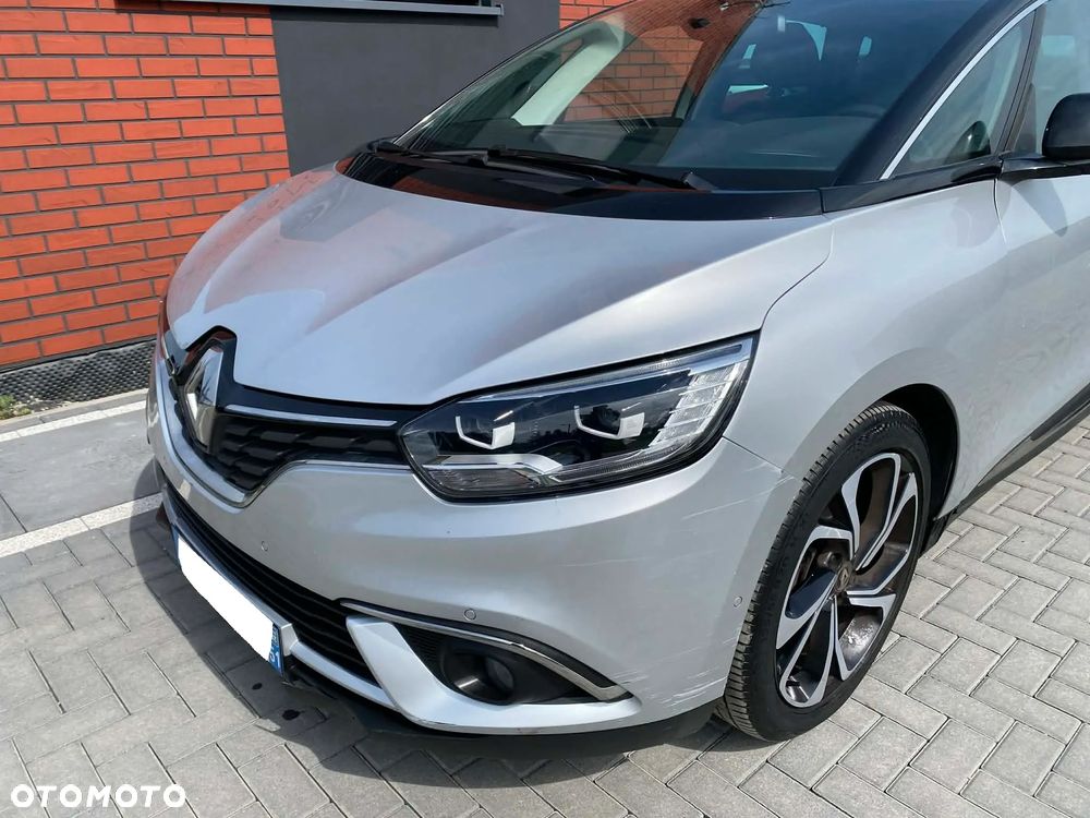 Renault Scenic TCe 140 GPF EDC LIMITED - 32